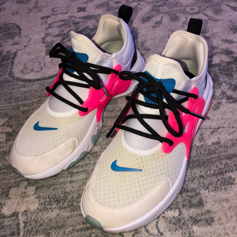 Nike women’s prestos